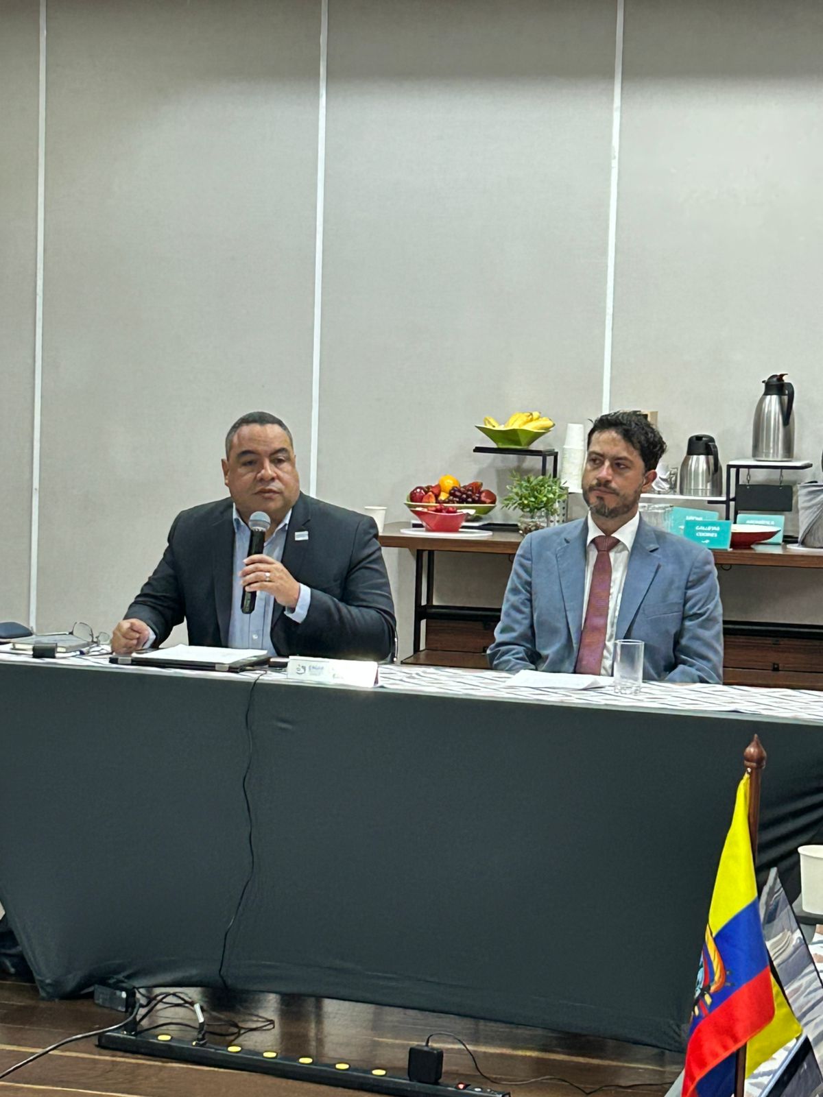 El proceso de negociación reúne a especialistas de distintas disciplinas comprometidos con la protección de uno de los ecosistemas marinos más biodiversos del planeta